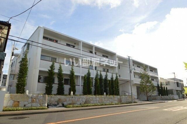 ラナイグレース国立の外観画像