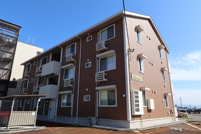 ルミナーレの外観画像