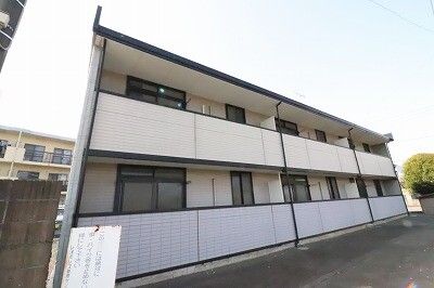 NSファミリアの外観画像