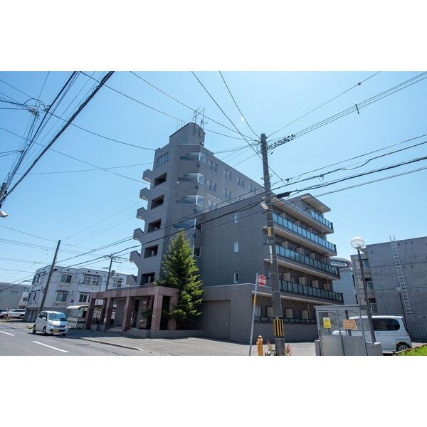 メゾンクレスト元町の外観画像