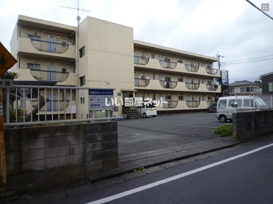 シャトー青梅の外観画像