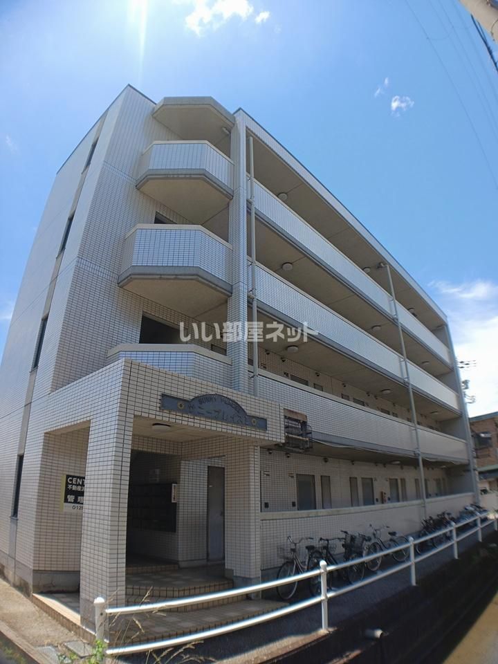 サニープレイスⅡの外観画像