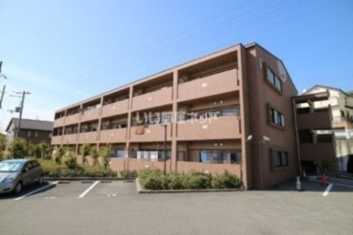 プラザハイツ二ツ屋F棟の外観画像