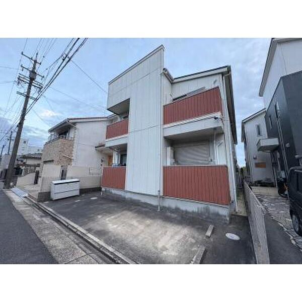 クレフラスト鶴里の外観画像