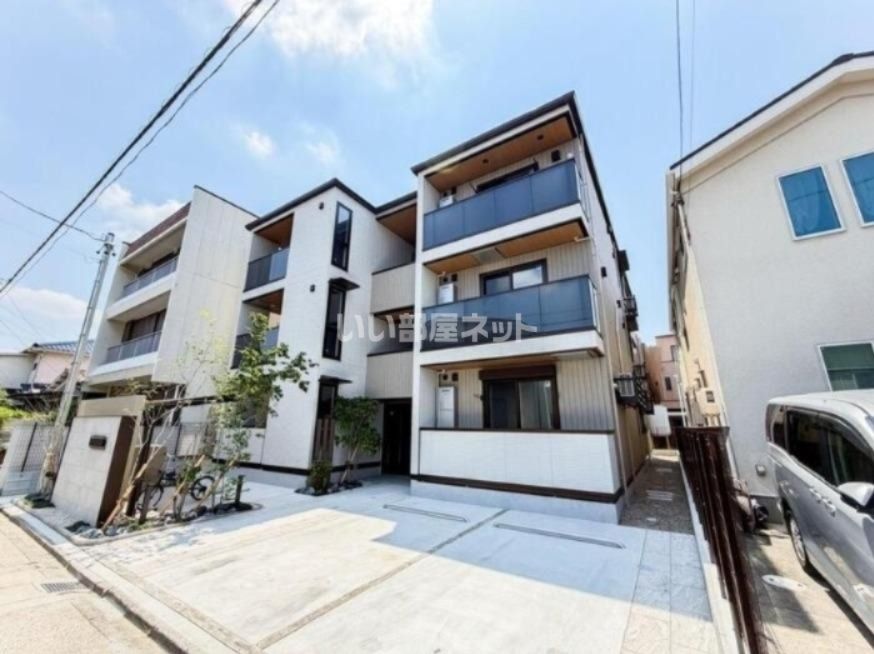 ルヴィータ本陣の外観画像