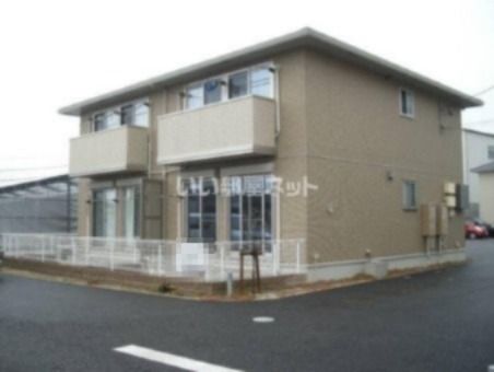 カーミー・芳川 B棟の外観画像