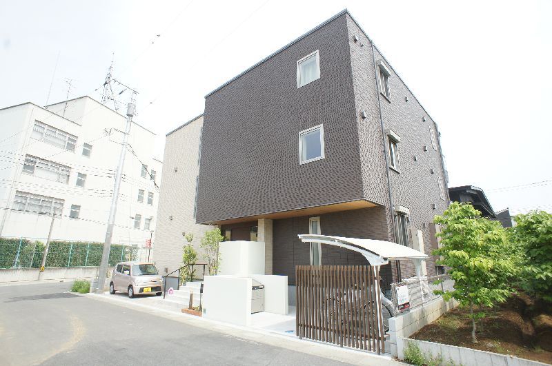 エミネンスゲンの外観画像