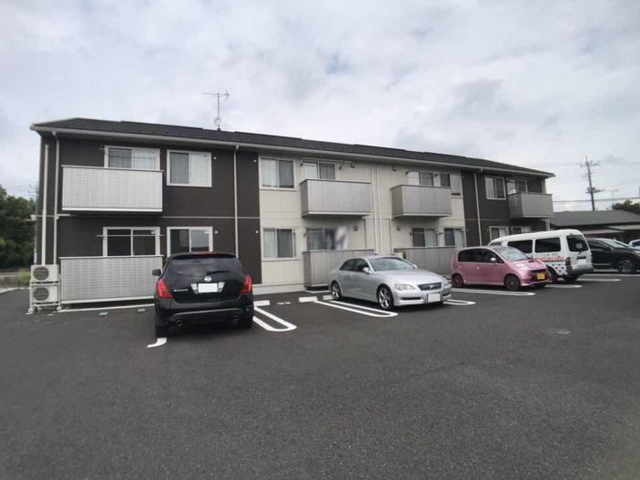 ドルチェ ヴィータ Cの外観画像
