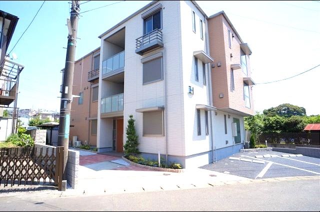 IDAM 1stの外観画像