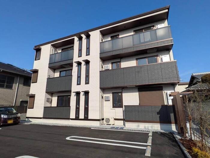 D-PLACE本町の外観画像