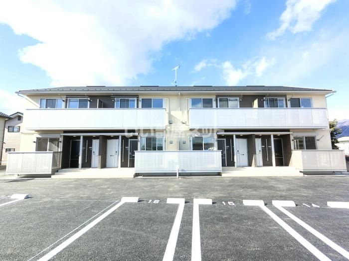 ウィステリアイズミの外観画像