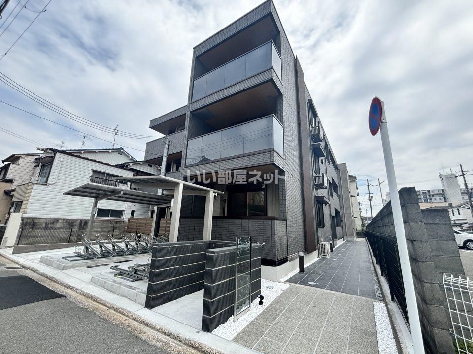 D-ROOM伏見駅前の外観画像