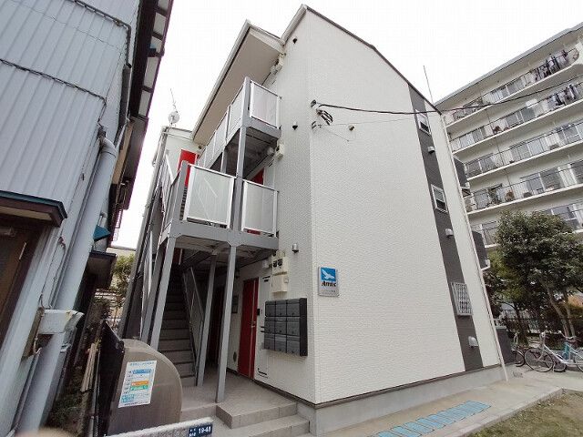 ピース・スクウェア新川崎の外観画像