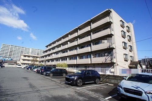 下鶴間ホームズの外観画像