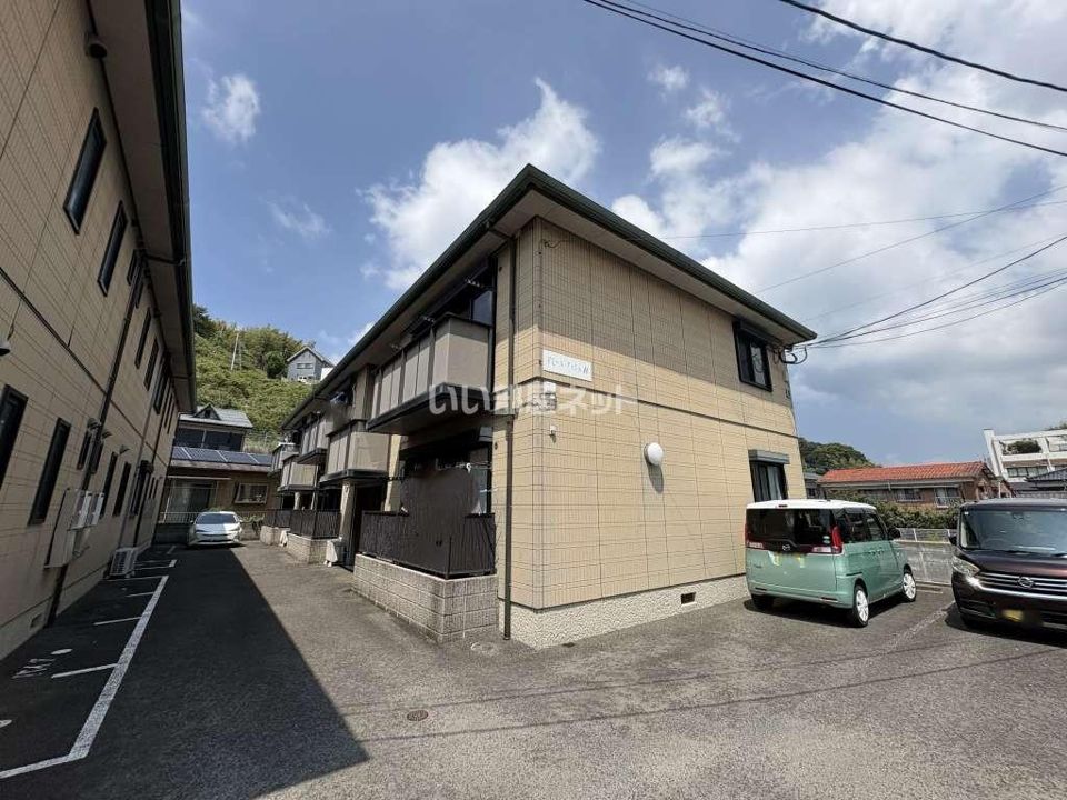 ドミールアッシュB棟の外観画像
