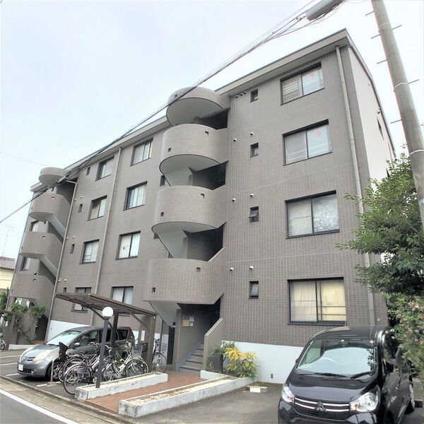 ファミール元桜田の外観画像