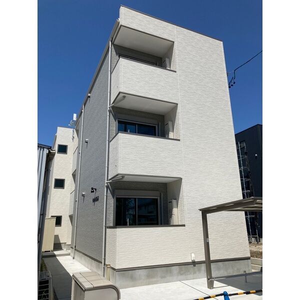 ilusion高畑西(イルシオンタカバタニシ)の外観画像