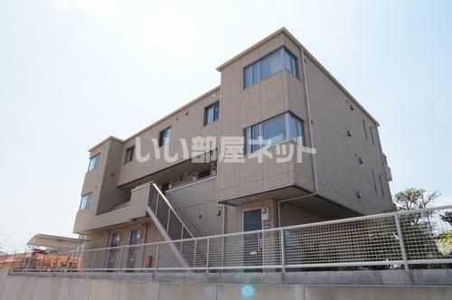ロイヤル サルーン タケオ IIの外観画像