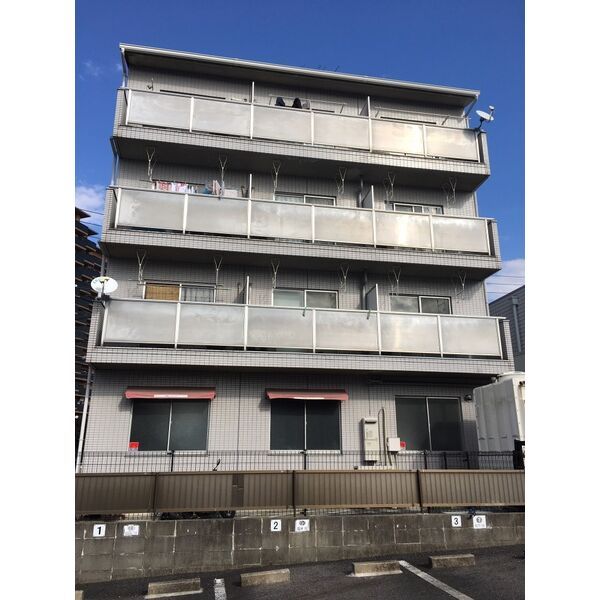 コートロティの外観画像