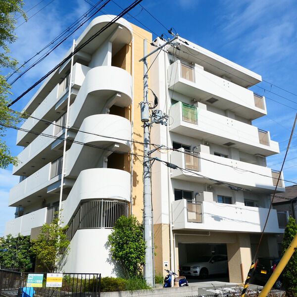 ピュールラルゴの外観画像