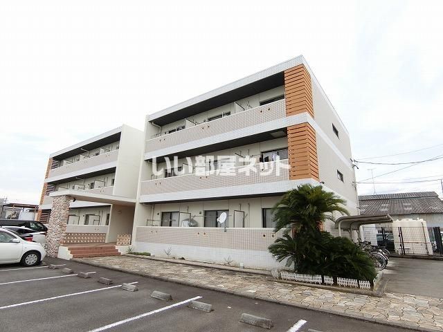 T&Mの外観画像