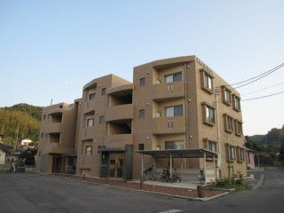 西津田マンションⅡの外観画像