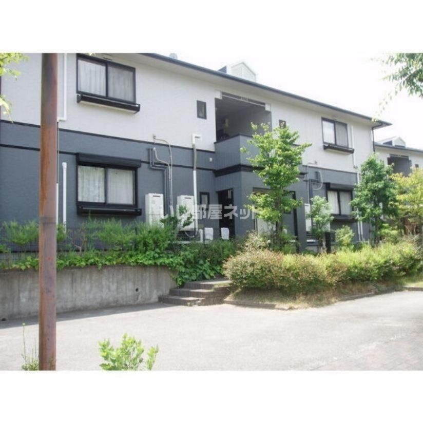 サンビレッジ学園前東坂 E棟の外観画像