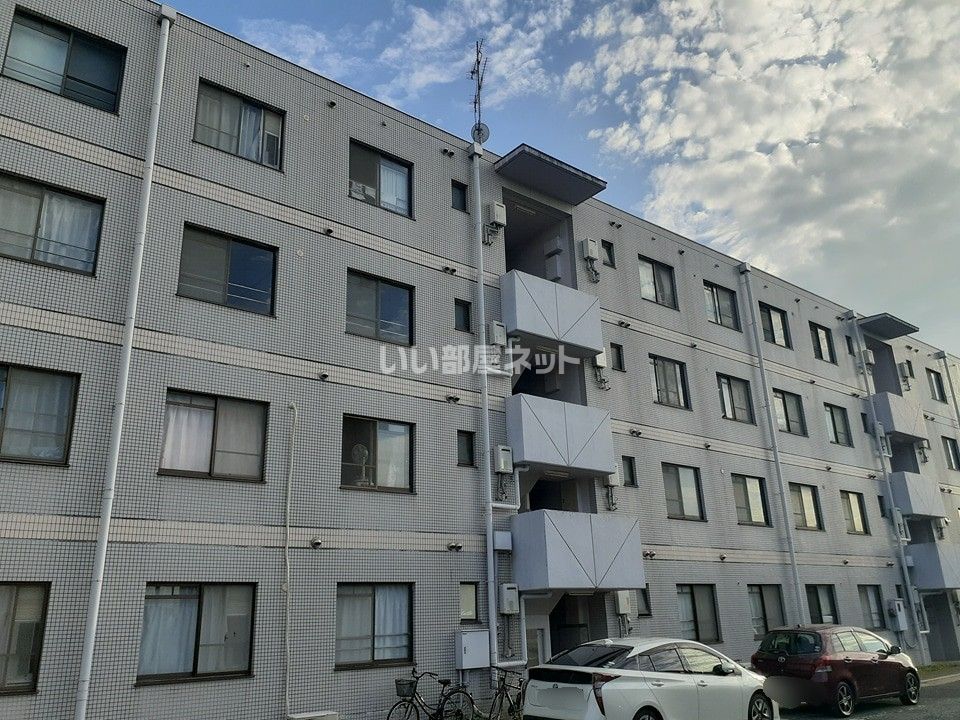 ゴールデンハウス小坂井の外観画像