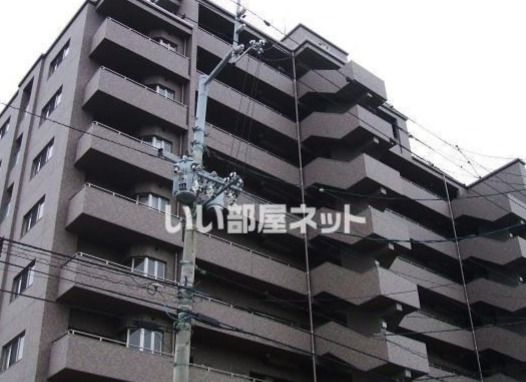 ロイヤルガーデン伏石第二の外観画像