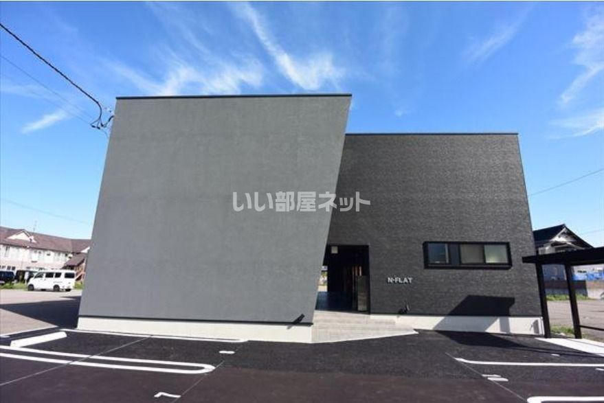 N-FLATの外観画像