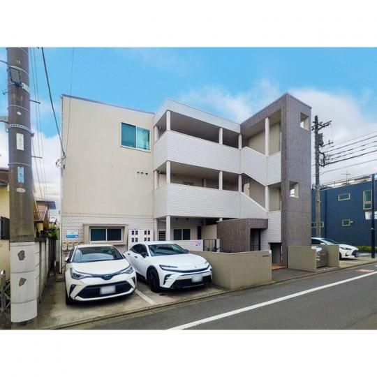 フェリス国立の外観画像