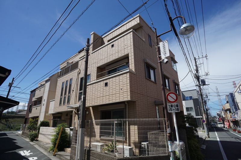 フォンテーヌ大倉山の外観画像