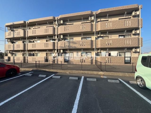 ユーミー須賀の外観画像