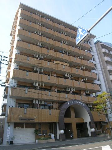 ダイアパレス県庁前の外観画像