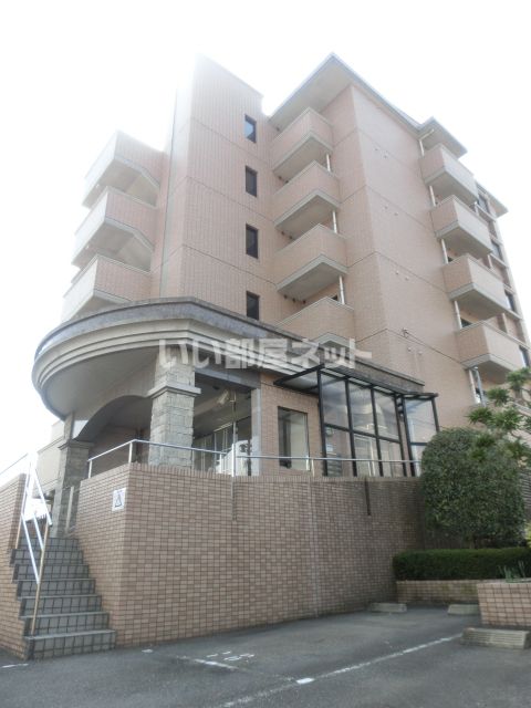 シャルマン塔原の外観画像