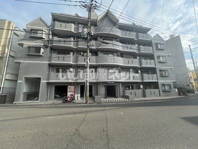 サンパティーク下荒田の外観画像