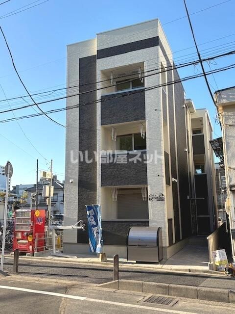 クレストールの外観画像