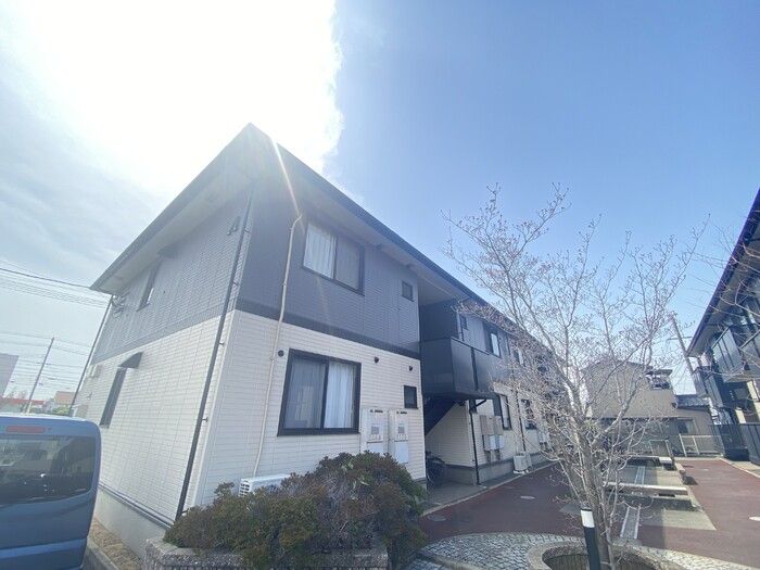 ボンヌシャンスISIDA A棟の外観画像