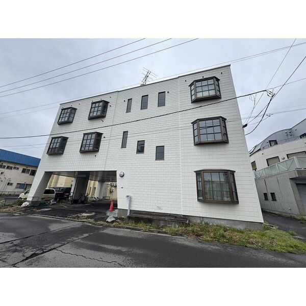 マンション白樺の外観画像