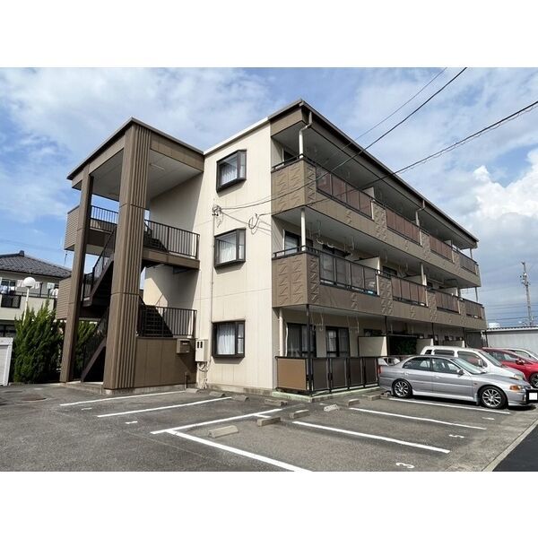 リンピア魚住の外観画像