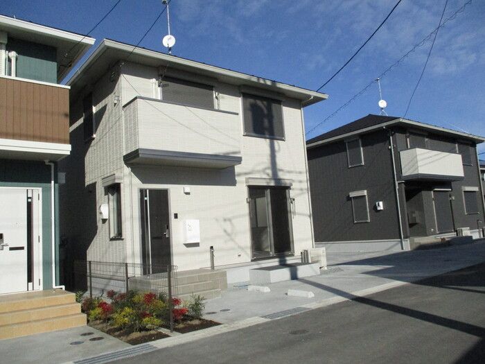 フローラルアベニュー便船塚 G棟の外観画像