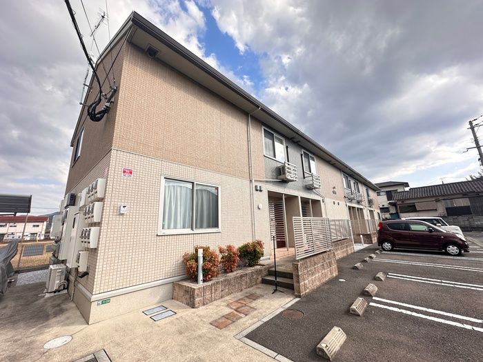 トレス楠橋西館の外観画像