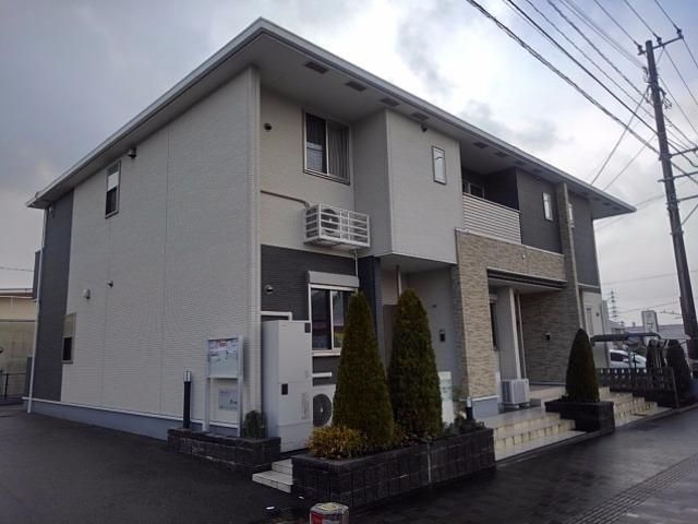 プラドールの外観画像