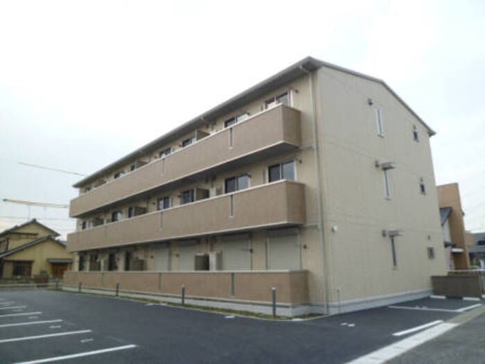 クレセントⅥの外観画像