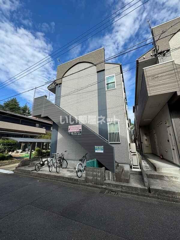 セレンゲティ北里の外観画像
