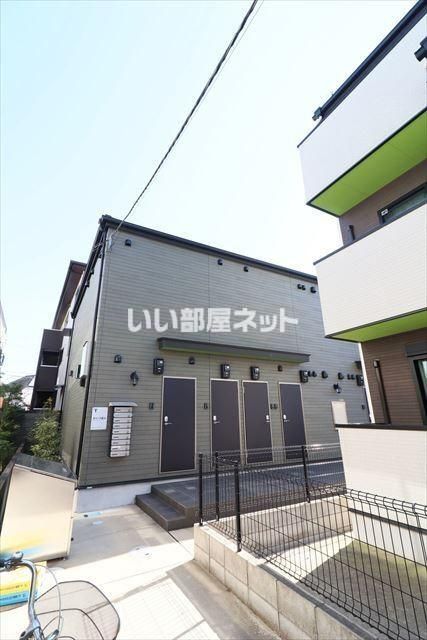 オリーブ舎人の外観画像