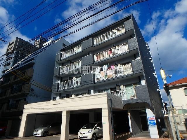 グランドハイツ砂津の外観画像