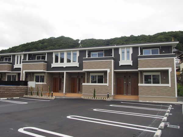 ジュネス青山の外観画像