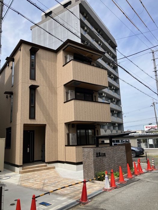 秀豊5号館 (シュウホウゴゴウカン)の外観画像