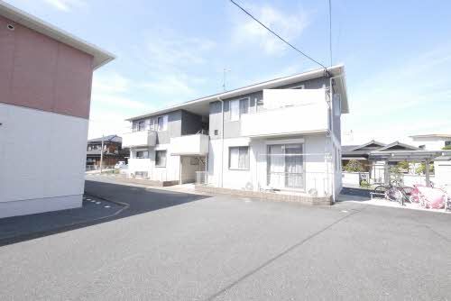 メゾン エクレール E棟の外観画像